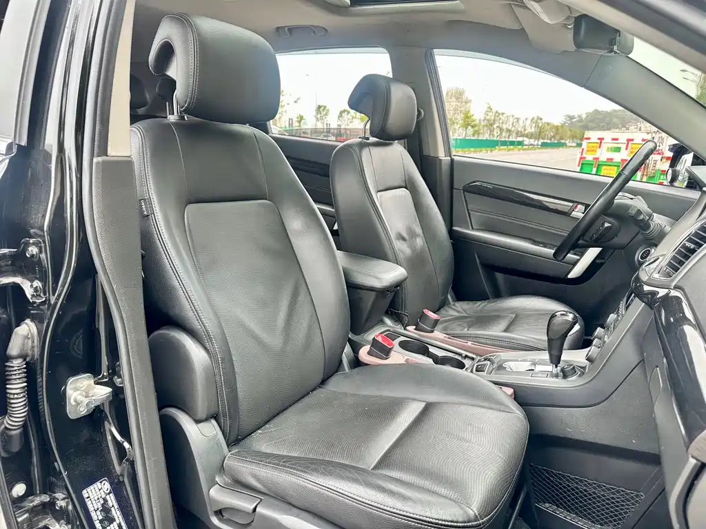 Chevrolet Captiva 2015 — фото 23