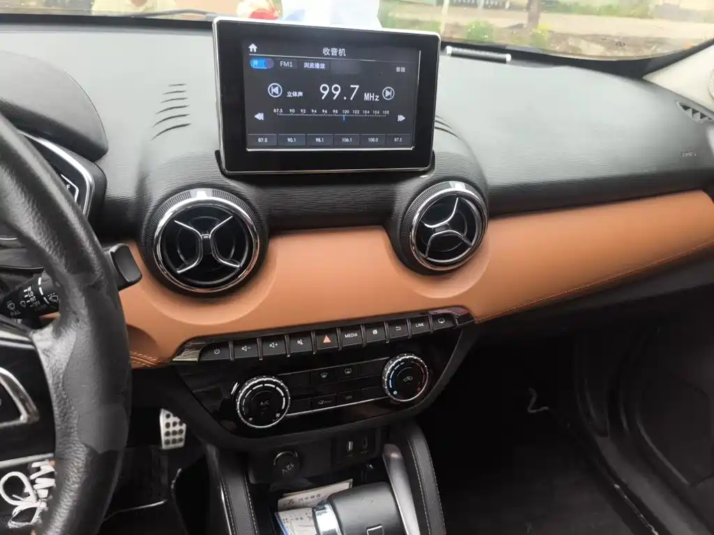BAIC Senova X35 2017