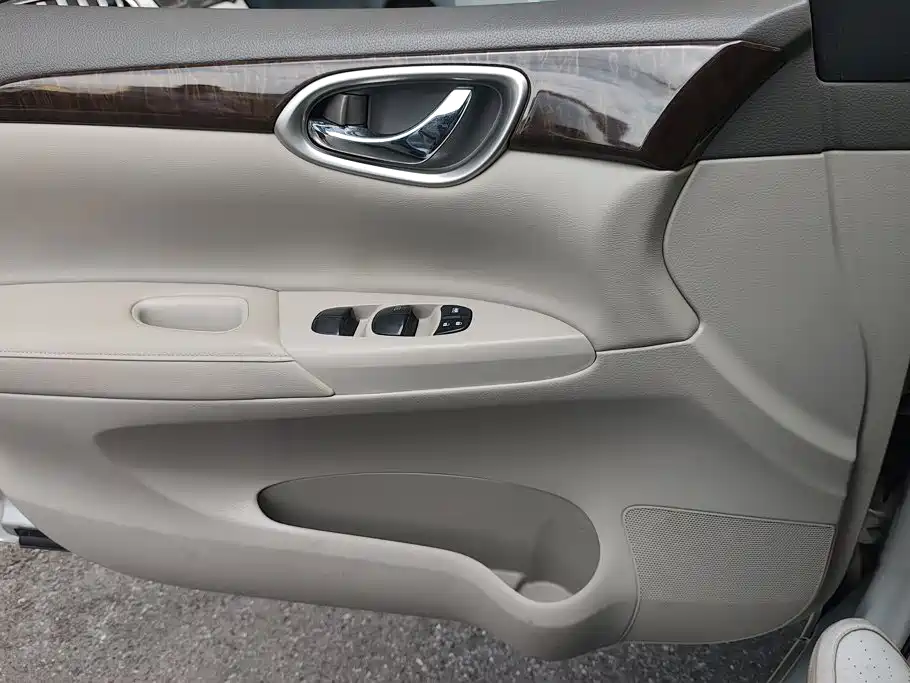 Nissan Sylphy 2013