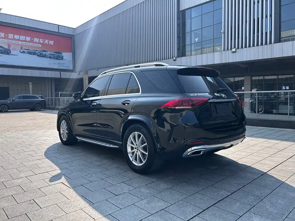 Mercedes-Benz GLE 2020 — фото 15