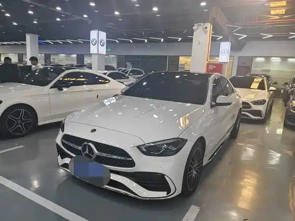 Mercedes-Benz C-Class 2024