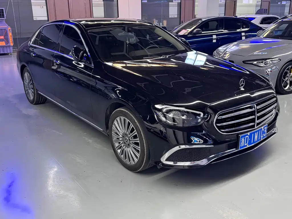 Mercedes-Benz E-Class 2021