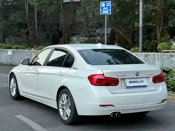 BMW 3 Series 2017