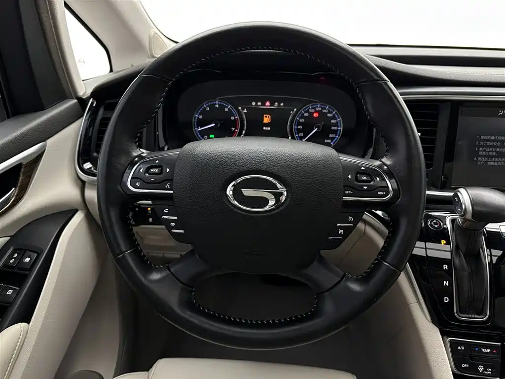 GAC Motor Trumpchi M8 2019 — фото 9