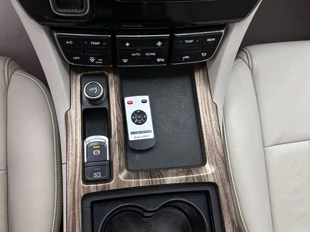GAC Motor Trumpchi M8 2019 — фото 14