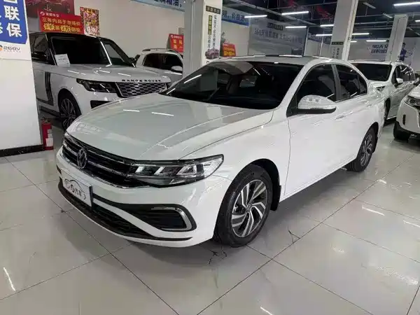 Volkswagen Bora 2025