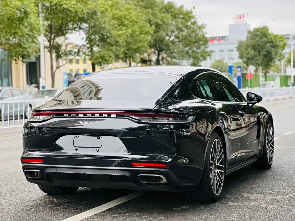 Porsche Panamera 2022 — фото 8