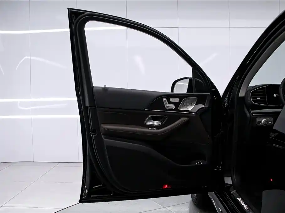 Mercedes-Benz GLE 2023 — фото 11