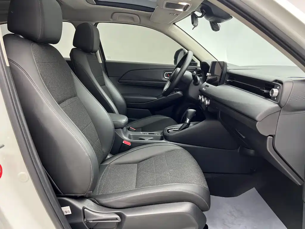 Honda Vezel 2023 — фото 10