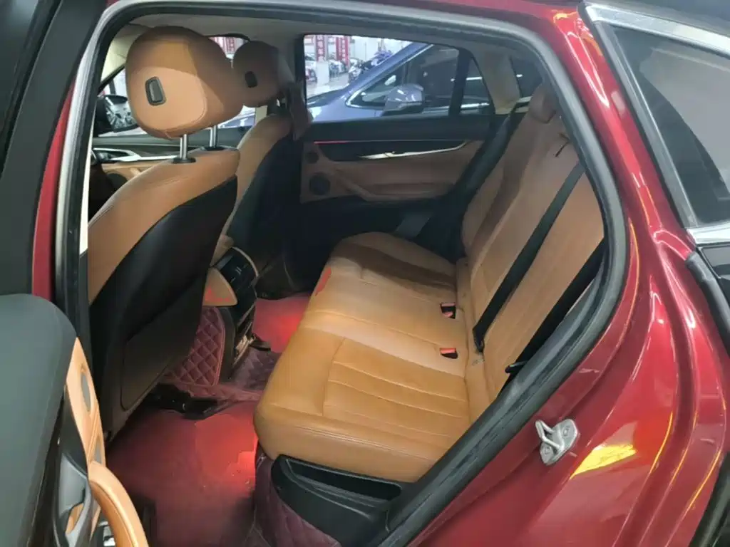 BMW X6 2015 — фото 17