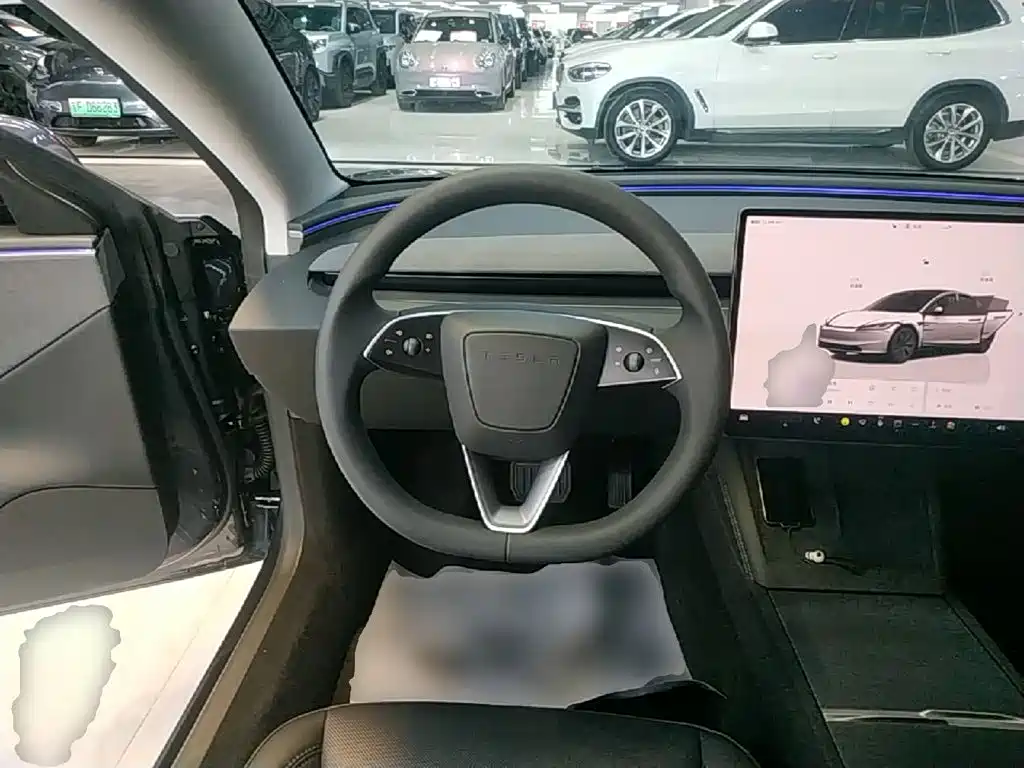 Tesla Model 3 2025 — фото 11