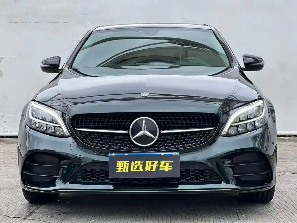 Mercedes-Benz C-Class 2021
