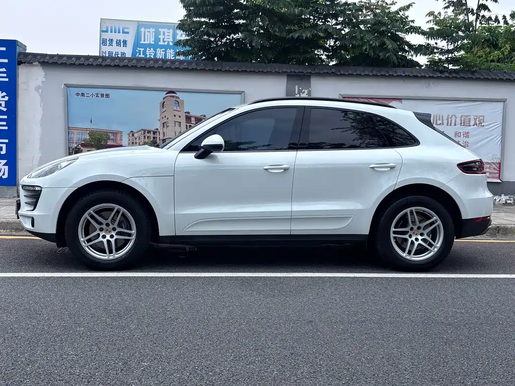 Porsche Macan 2018 — фото 2
