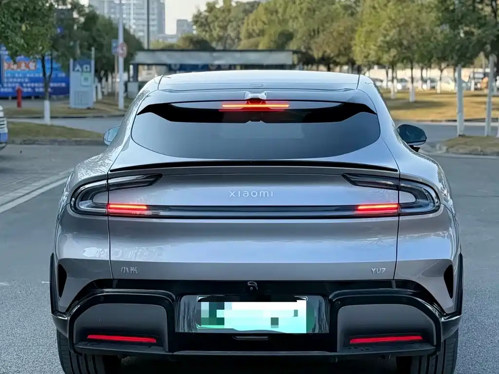 Xiaomi YU7 2025 — фото 9
