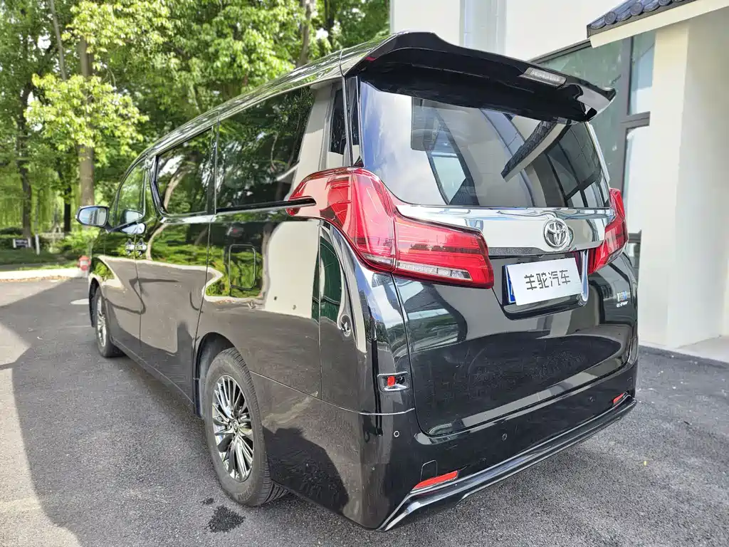 Toyota Vellfire 2020 — фото 8