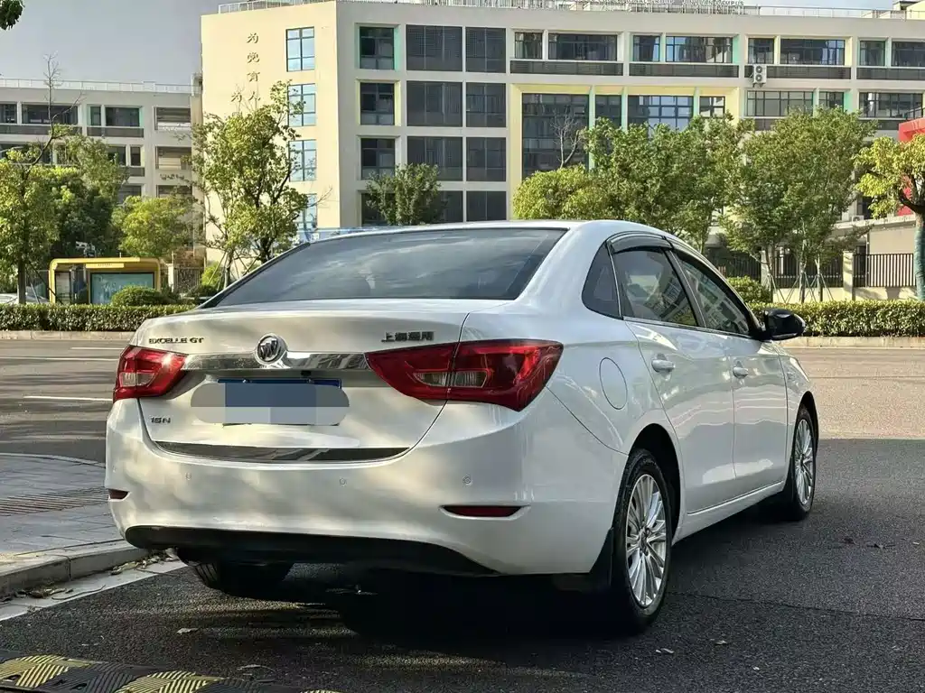 Buick Excelle 2015