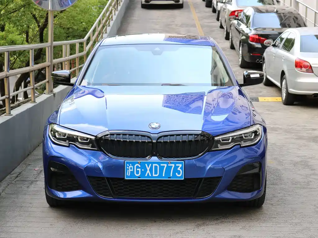 BMW 3 Series 2021