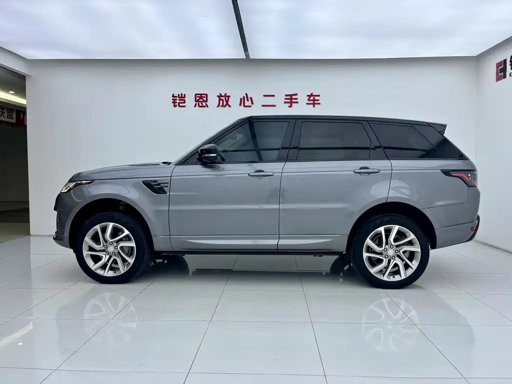 Land Rover Sport 2019 — фото 4