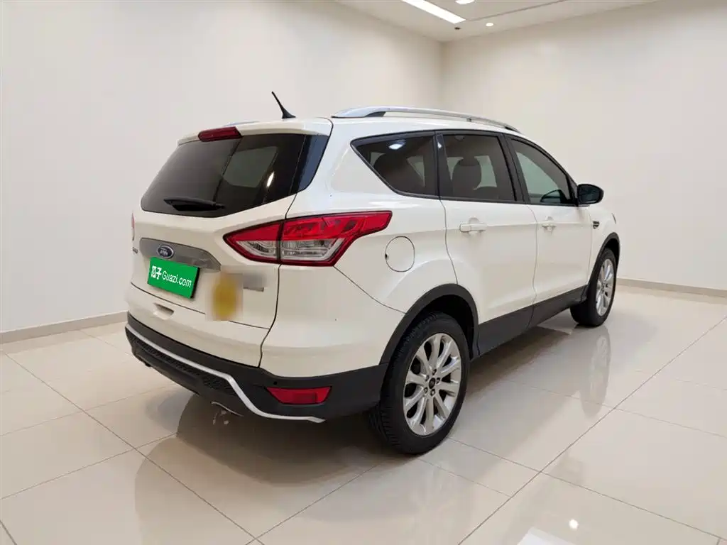 Ford Kuga 2016 — фото 4