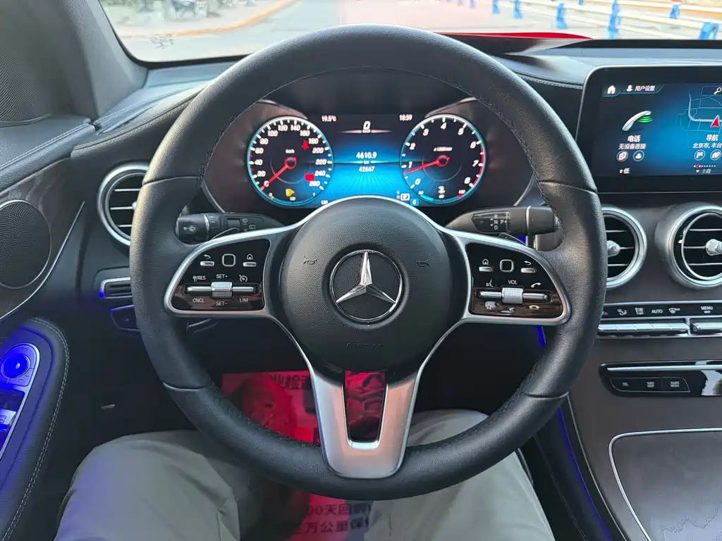 Mercedes-Benz GLC 2020 — фото 15