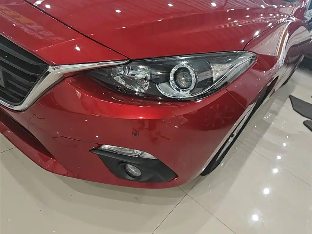 Mazda 3 Axela 2016 — фото 24