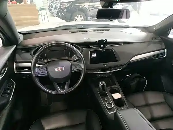 Cadillac XT4 2018