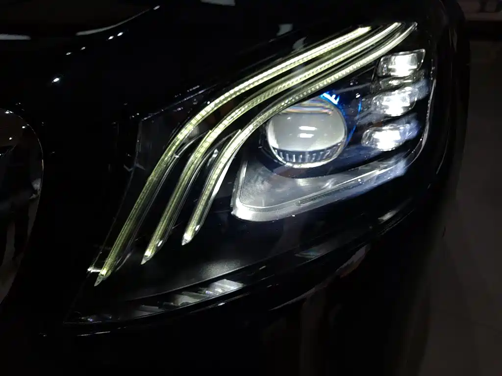 Mercedes-Benz S-Class 2020 — фото 16