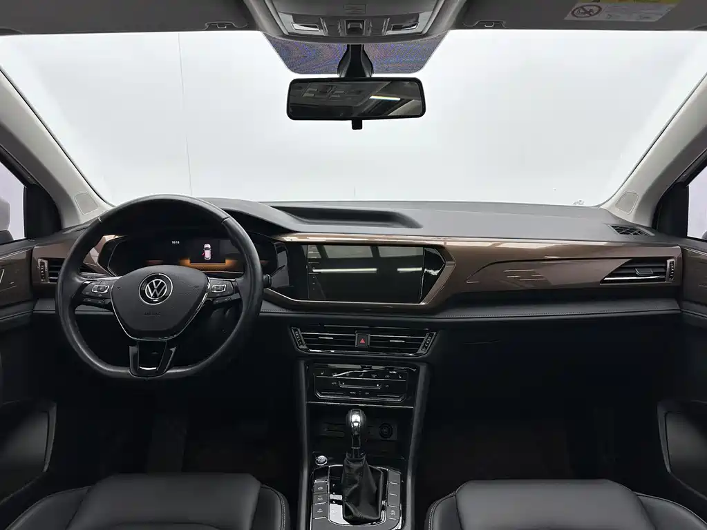 Volkswagen Tharu 2023