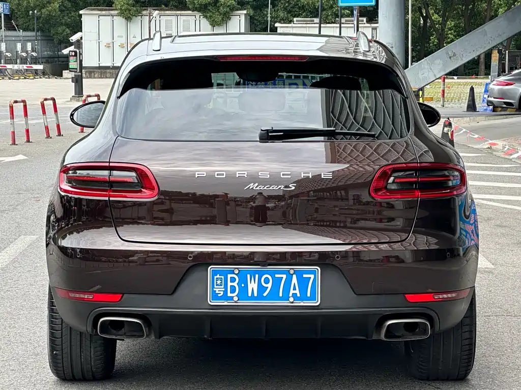 Porsche Macan 2019 — фото 11