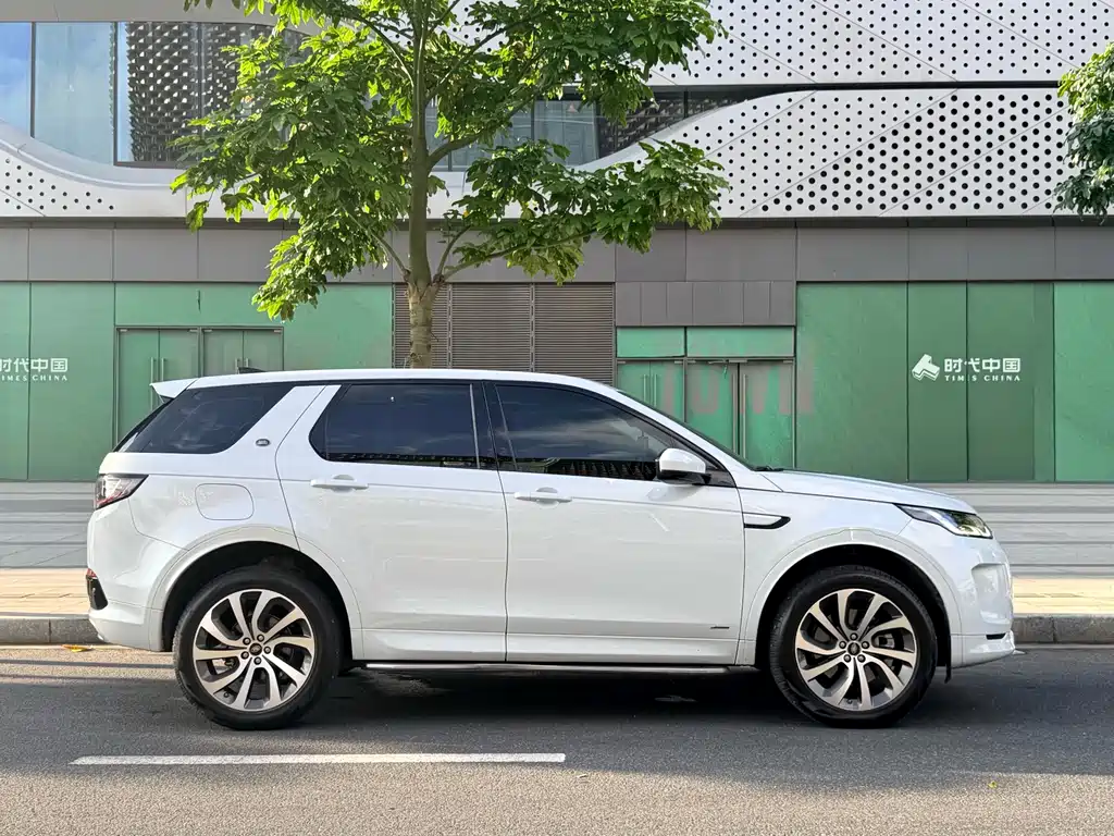 Land Rover Discovery Sport 2020 — фото 8