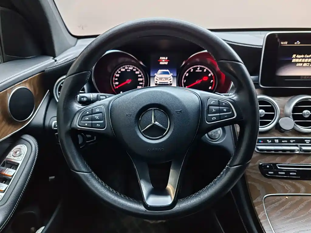 Mercedes-Benz GLC 2019