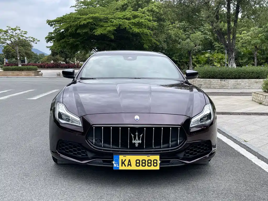 Maserati Quattroporte 2019 — фото 2