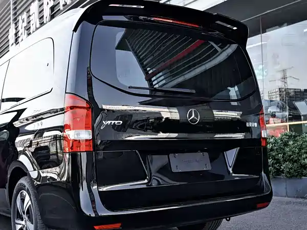 Mercedes-Benz Vito 2024