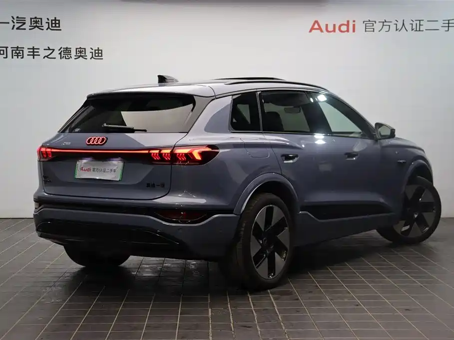 Audi Q6L e-tron 2025 — фото 4
