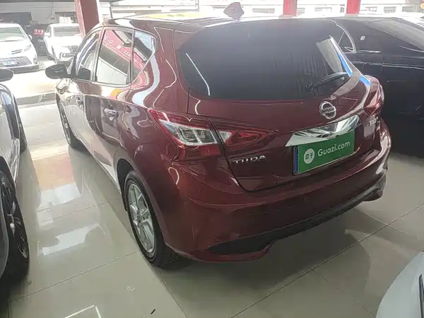 Nissan Tiida 2021