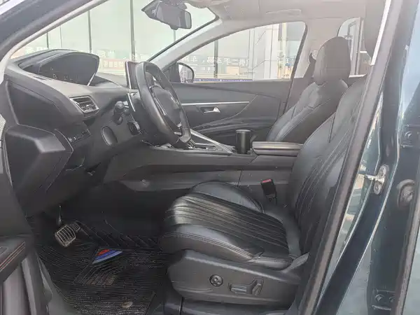 Peugeot 5008 2017