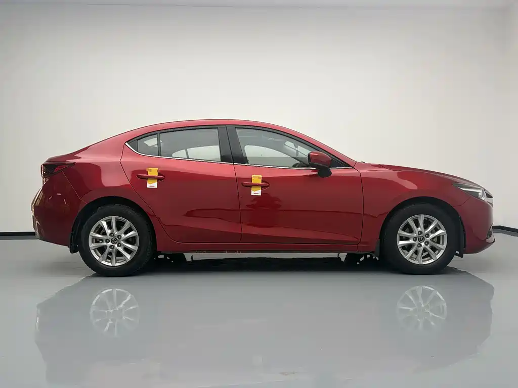 Mazda 3 Axela 2018 — фото 8