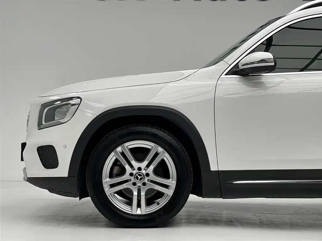 Mercedes-Benz GLB 2020 — фото 17