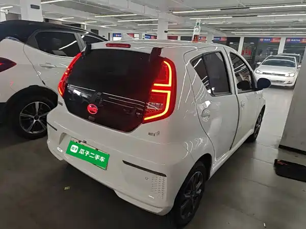 BYD e1 2020