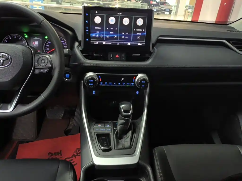 Toyota Wildlander 2021 — фото 13
