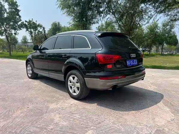 Audi Q7 2015