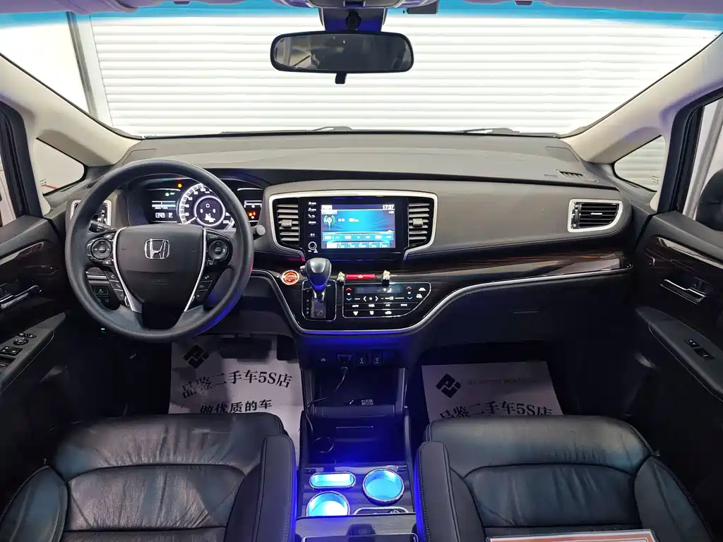 Honda Odyssey 2020 — фото 17