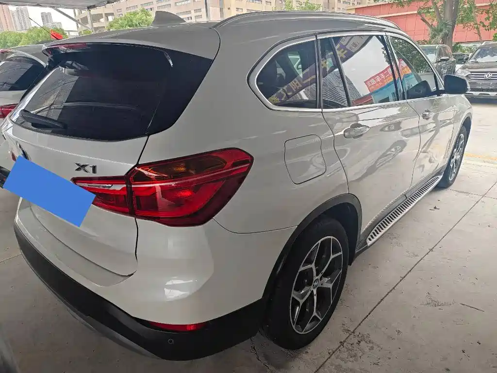 BMW X1 2016 — фото 15