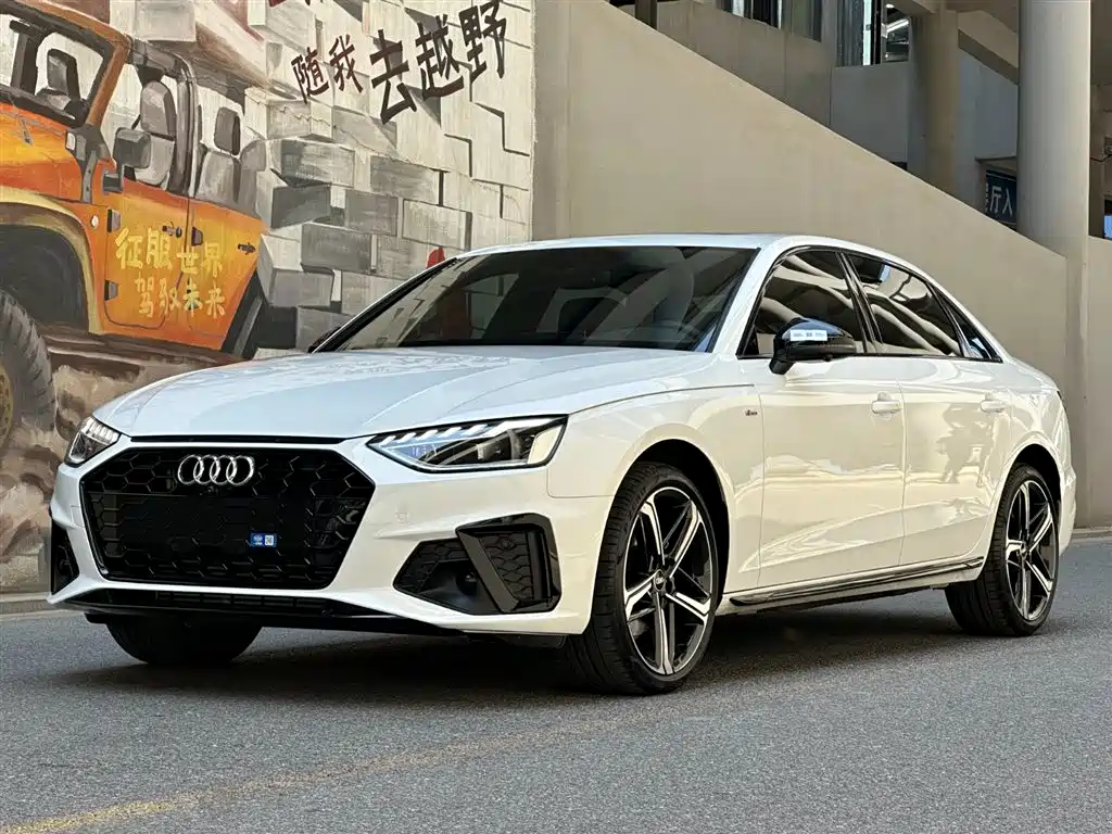 Audi A4L 2024 — фото 1