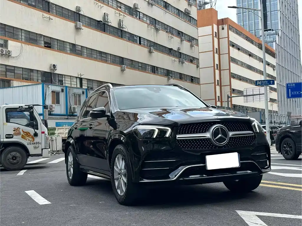 Mercedes-Benz GLE 2020 — фото 3