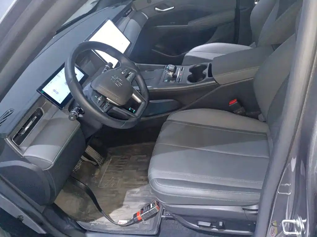 BYD Qin PLUS 2025 — фото 15