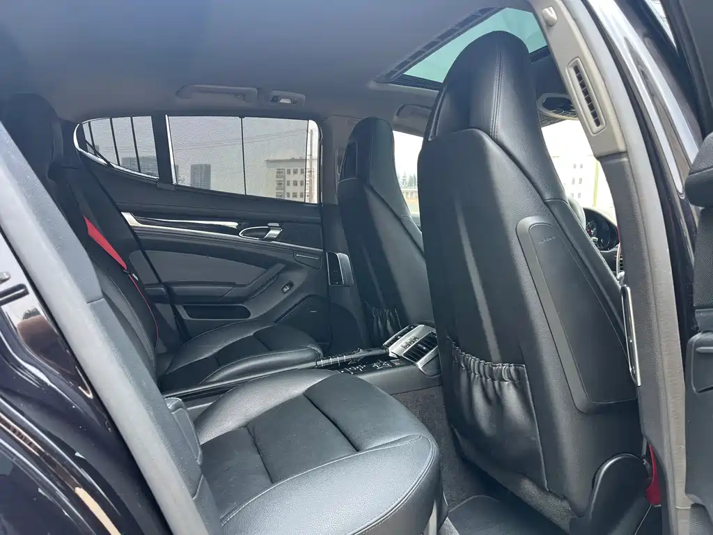 Porsche Panamera 2016 — фото 16