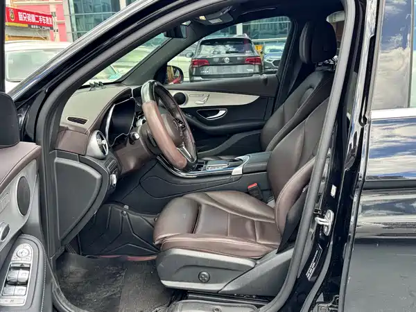 Mercedes-Benz GLC 2022