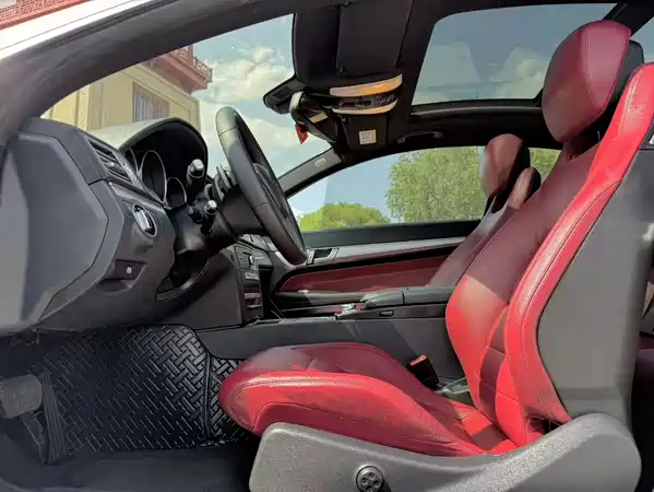Mercedes-Benz E-Class 2015