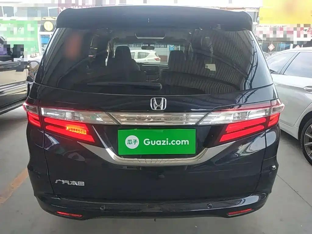 Honda Odyssey 2016 — фото 6